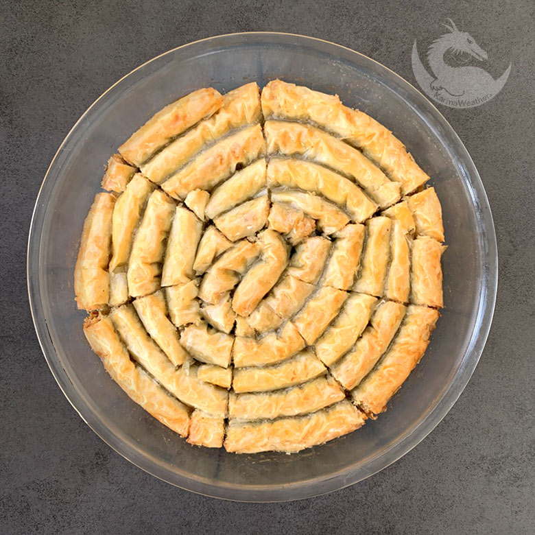 Rolos de Baklava depois de cozinhar