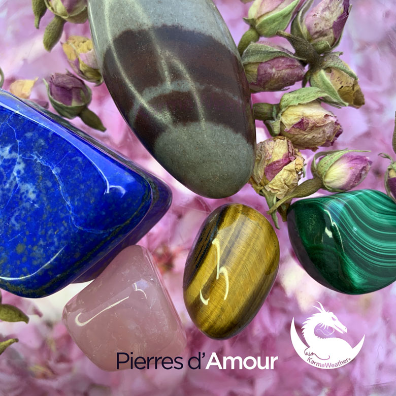 Cadeau for la famille Amour Pierre en forme de coeur Bijoux faits à la main  Reiki Amour Cristal Pierre précieuse Cristaux de quartz rose naturel Cadeau  d'amour Pierre porte-bonheur Pierres naturelles 